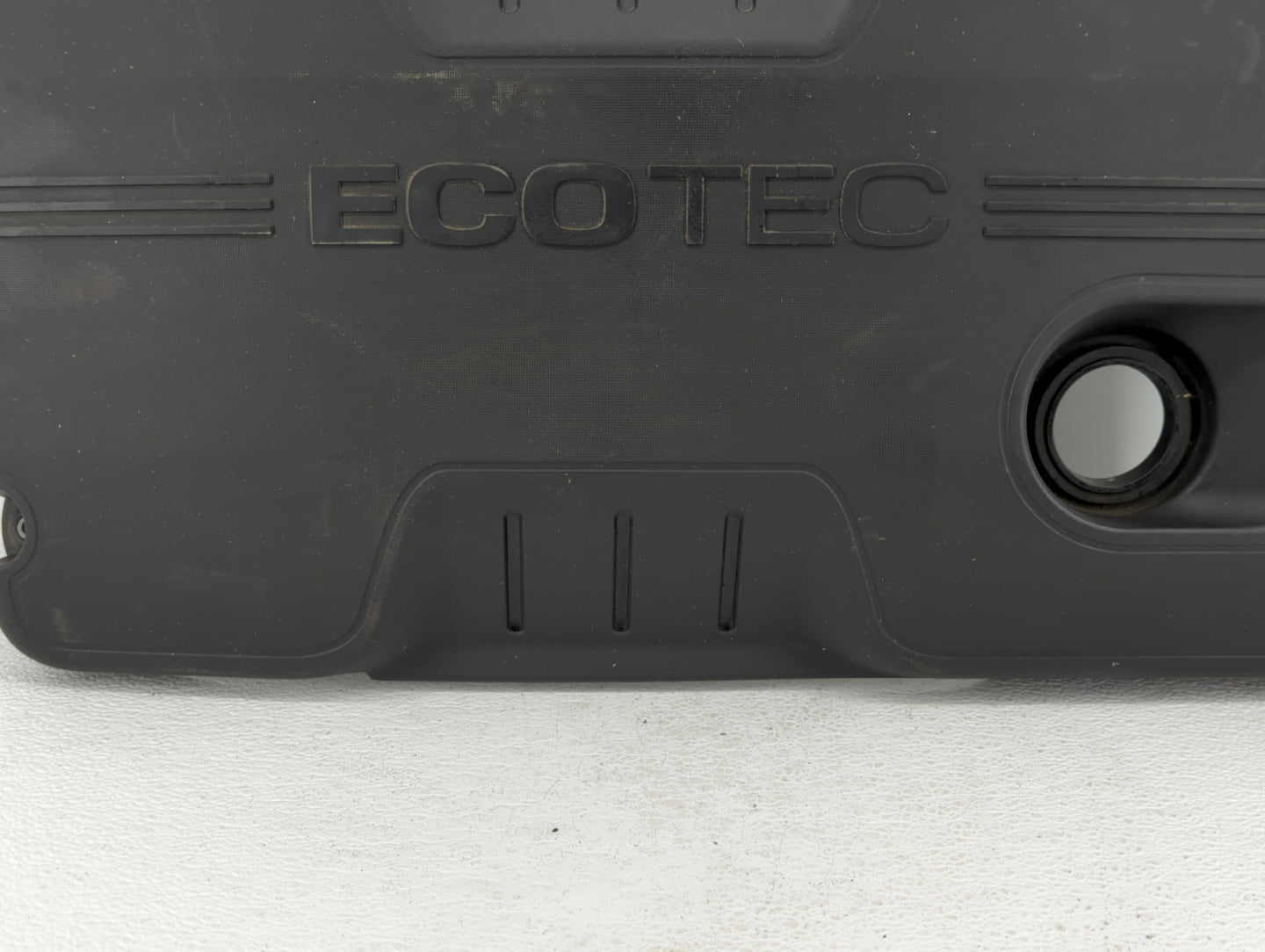 2012 Buick Verano Engine Cover - Oemusedautoparts1.com