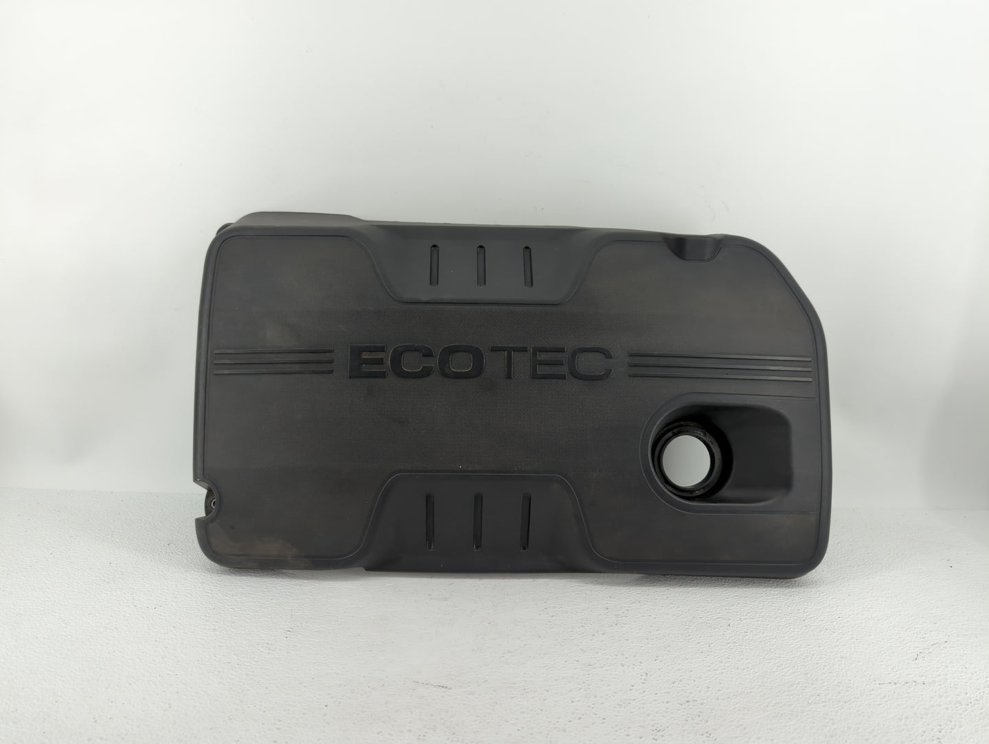 2012 Buick Verano Engine Cover - Oemusedautoparts1.com