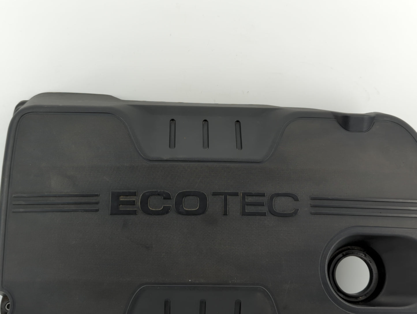 2012 Buick Verano Engine Cover - Oemusedautoparts1.com