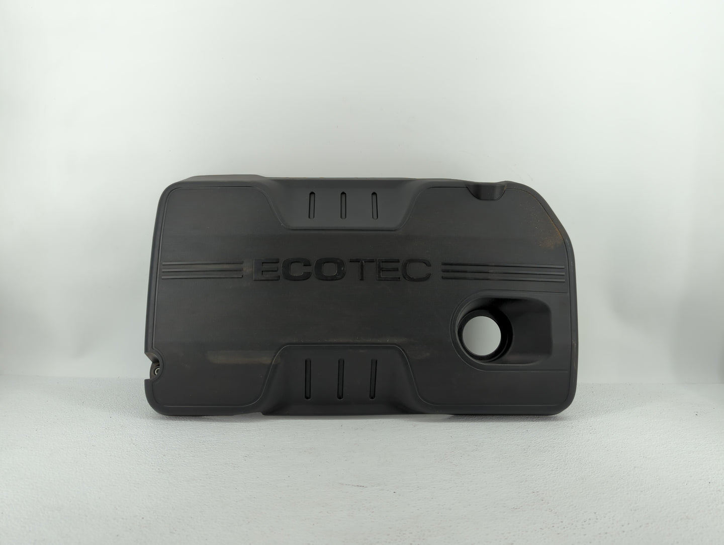 2012 Buick Verano Engine Cover - Oemusedautoparts1.com