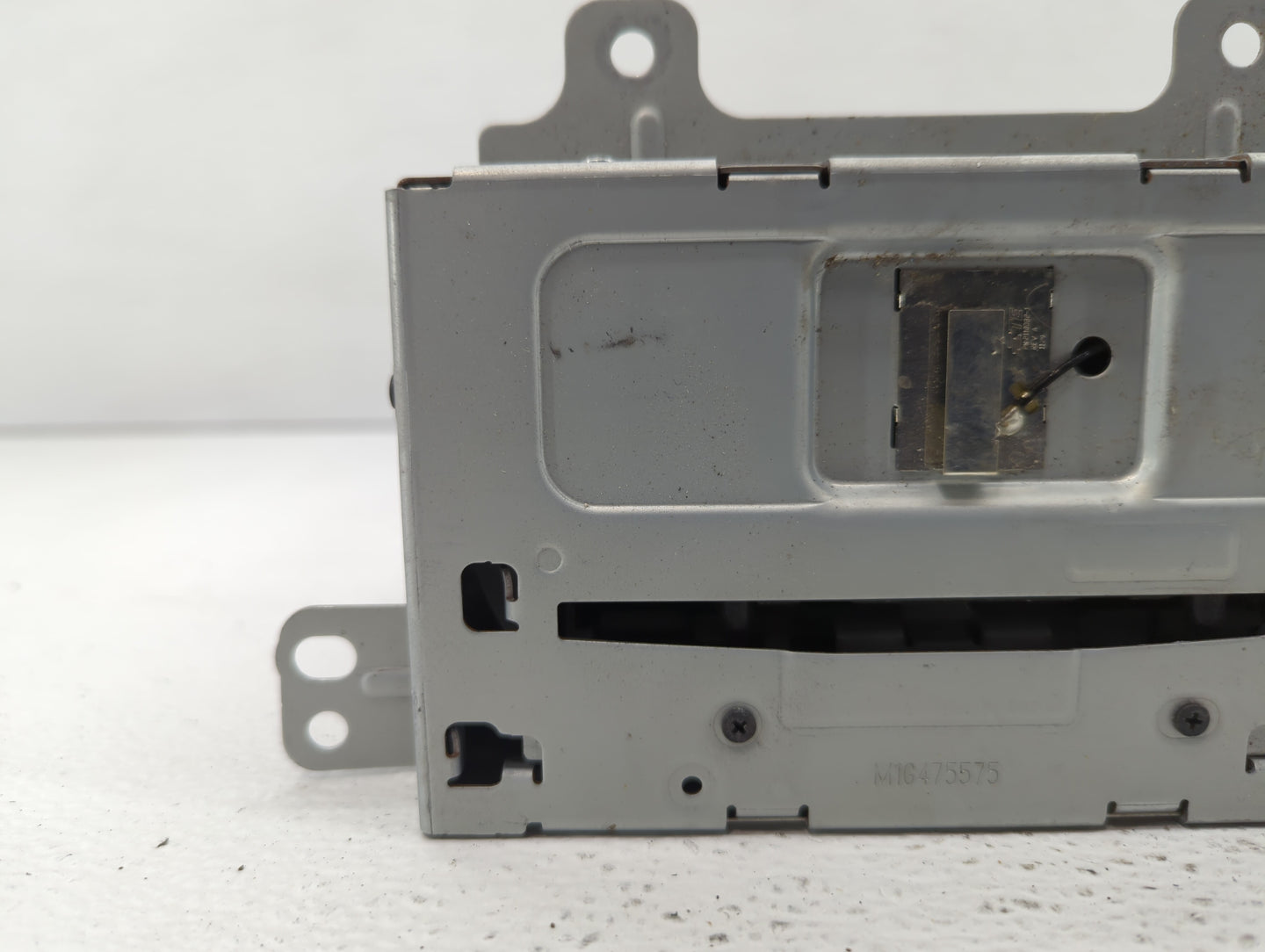 2012-2012 Buick Verano Am Fm Cd Player Radio Receiver - Oemusedautoparts1.com