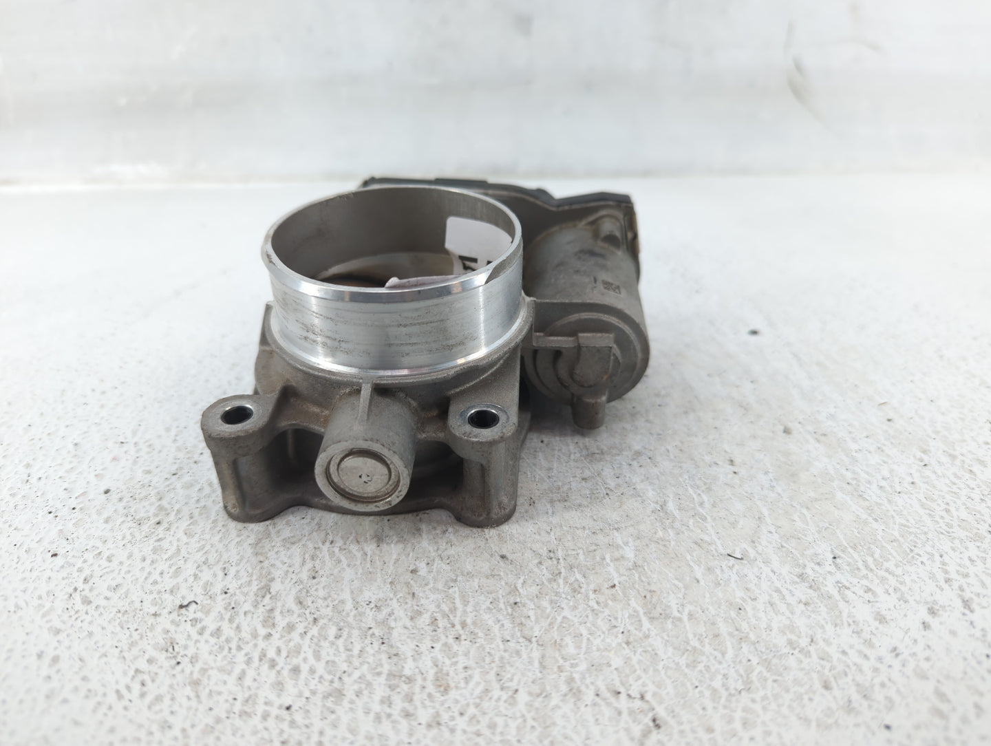 2012-2015 Buick Verano Throttle Body P/N:12632101CA Fits Fits 2012 2013 2014 2015 OEM Used Auto Parts - Oemusedautoparts1.co