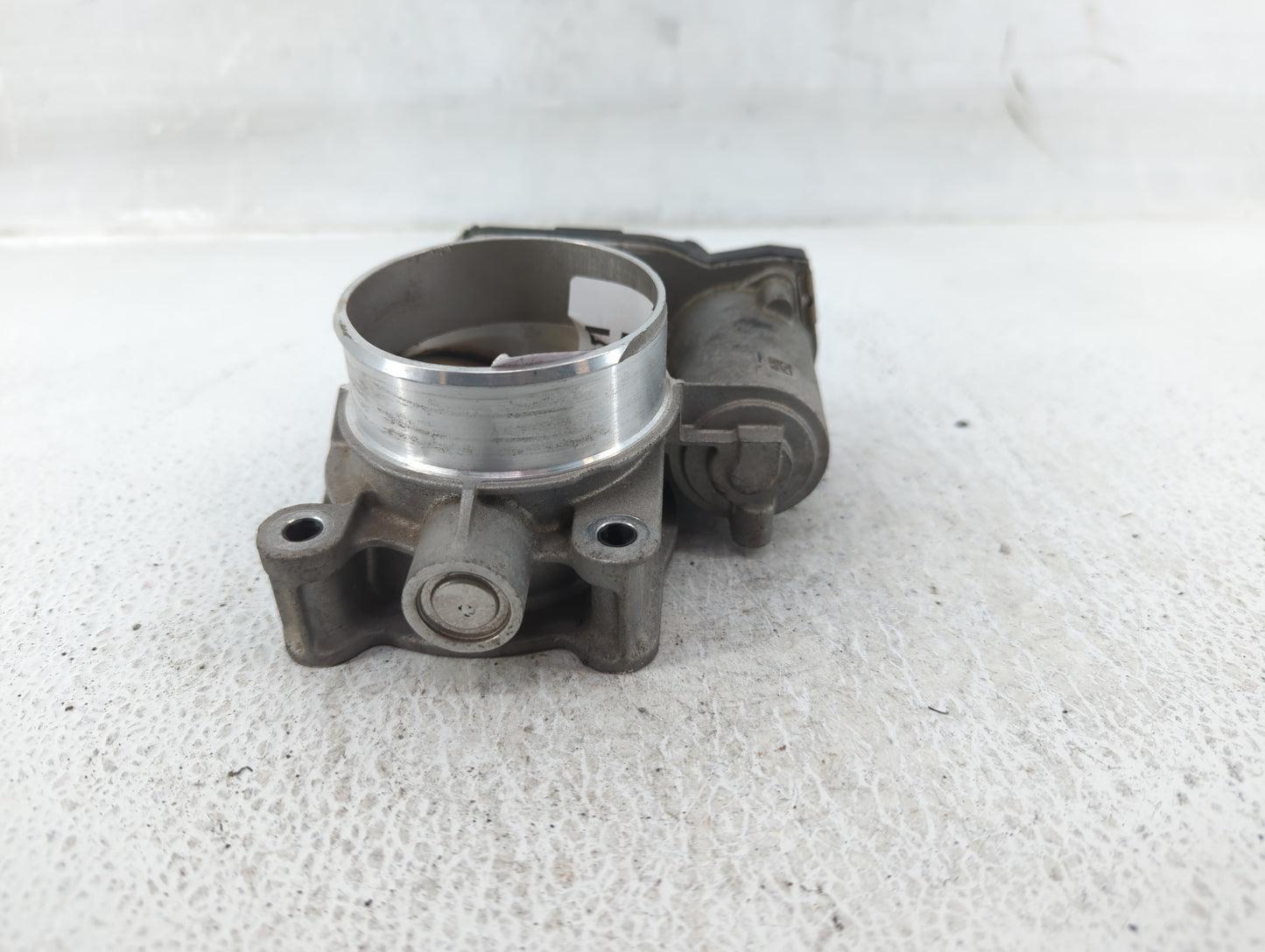 2012-2015 Buick Verano Throttle Body P/N:12632101CA Fits Fits 2012 2013 2014 2015 OEM Used Auto Parts - Oemusedautoparts1.co