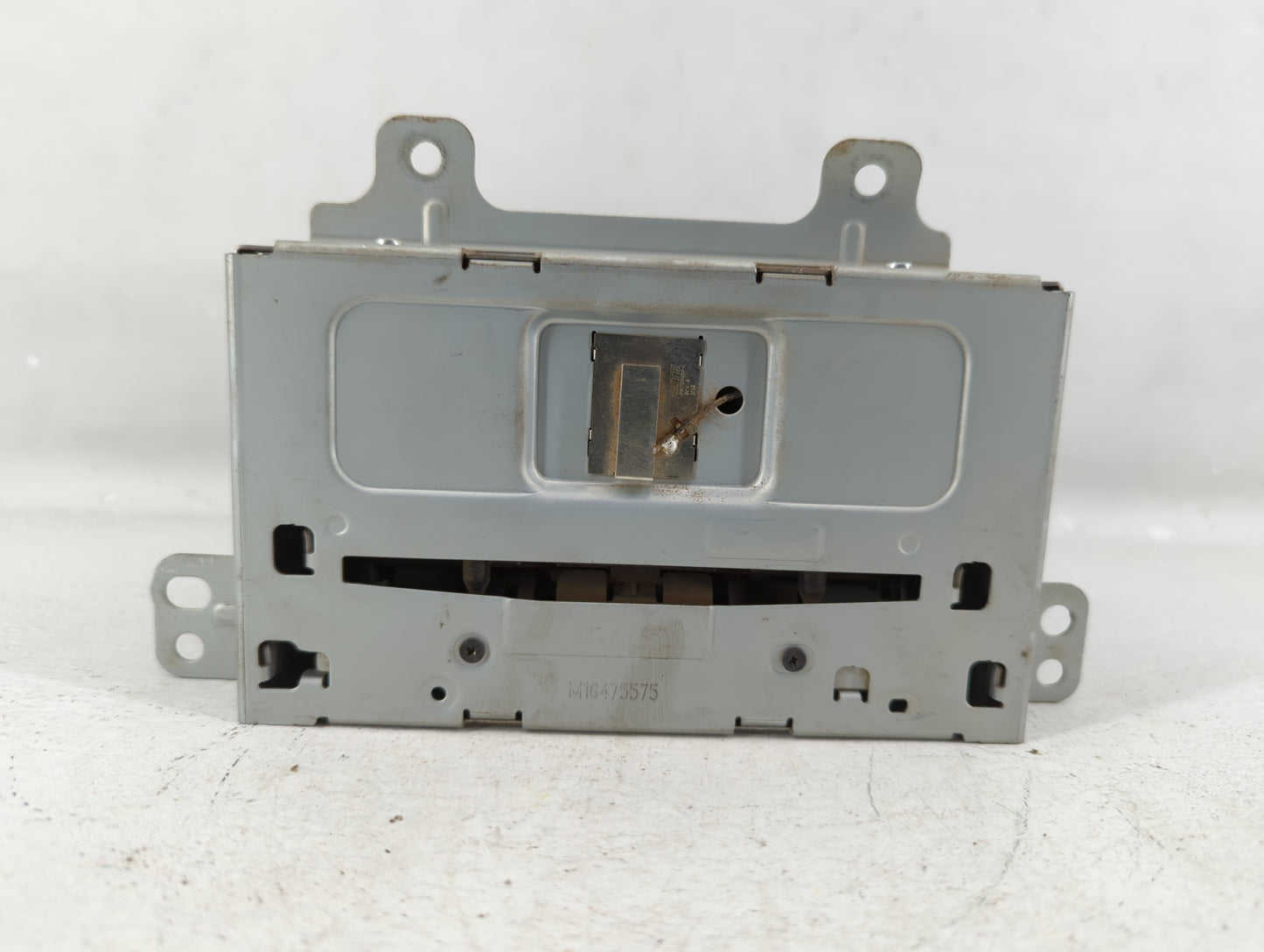 2012-2012 Buick Verano Am Fm Cd Player Radio Receiver - Oemusedautoparts1.com