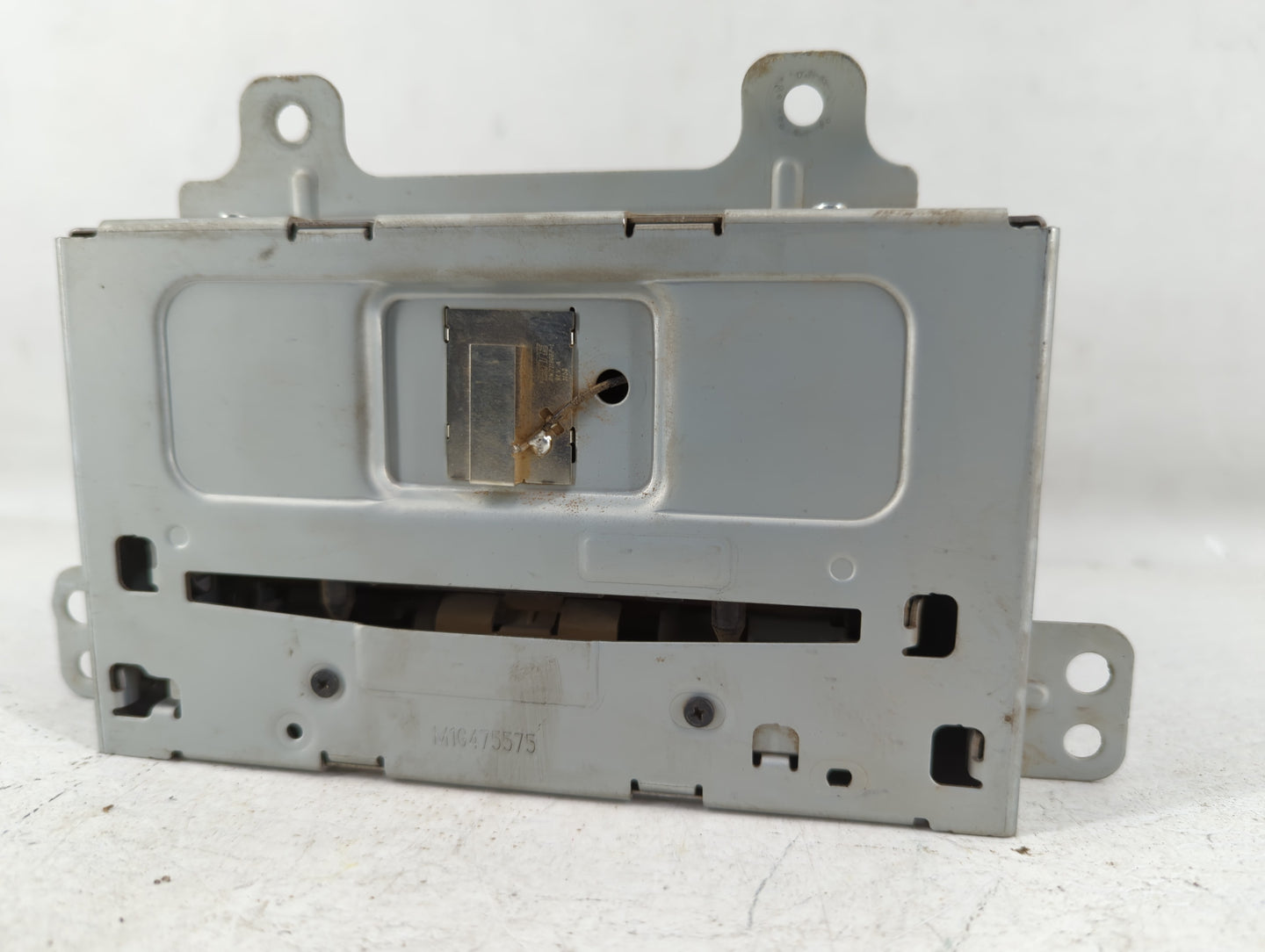 2012-2012 Buick Verano Am Fm Cd Player Radio Receiver - Oemusedautoparts1.com