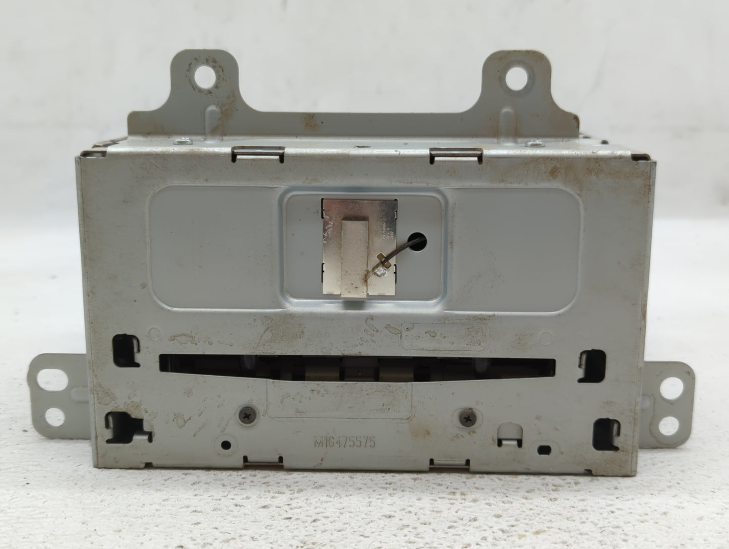 2012-2012 Buick Verano Am Fm Cd Player Radio Receiver - Oemusedautoparts1.com