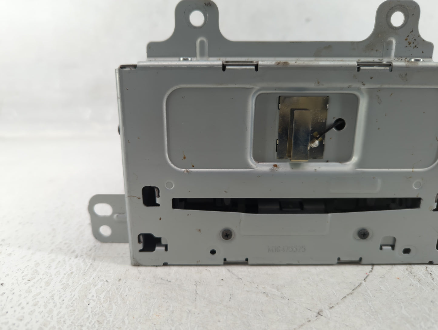 2012 Buick Verano Radio AM FM Cd Player Receiver Replacement P/N:22924957 Fits OEM Used Auto Parts - Oemusedautoparts1.com