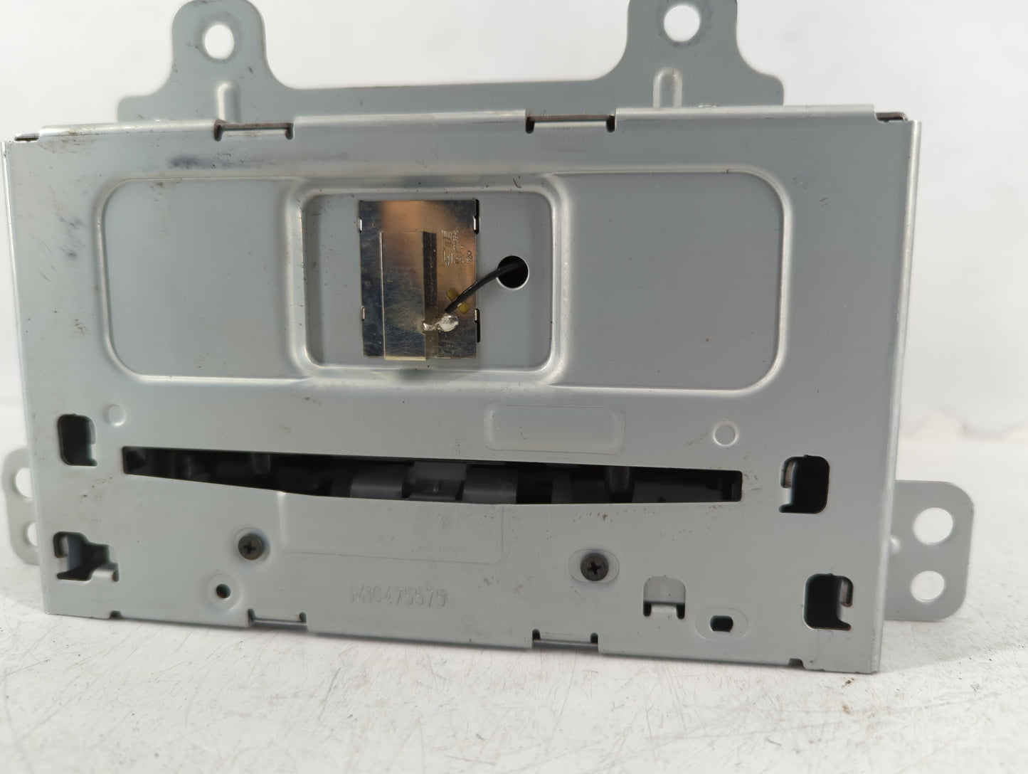 2012-2012 Buick Verano Am Fm Cd Player Radio Receiver - Oemusedautoparts1.com