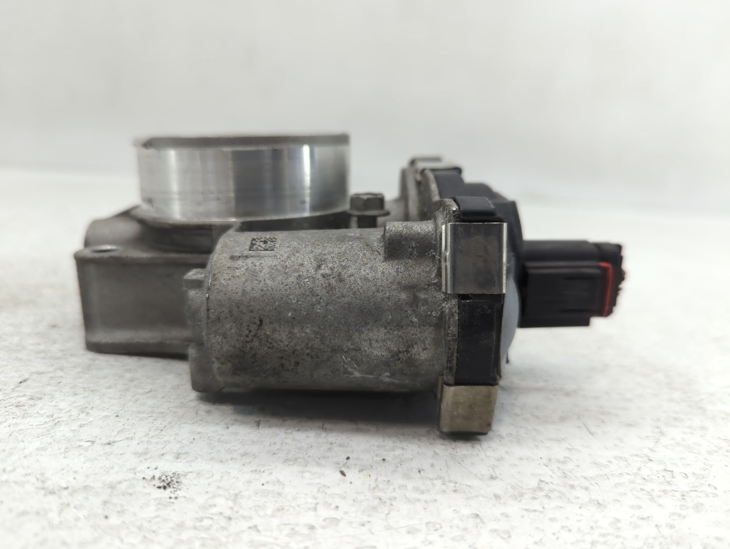 2012-2015 Buick Verano Throttle Body P/N:1357A 12632101CA, 053.2.AA 12632101CA Fits Fits 2012 2013 2014 2015 OEM Used Auto P
