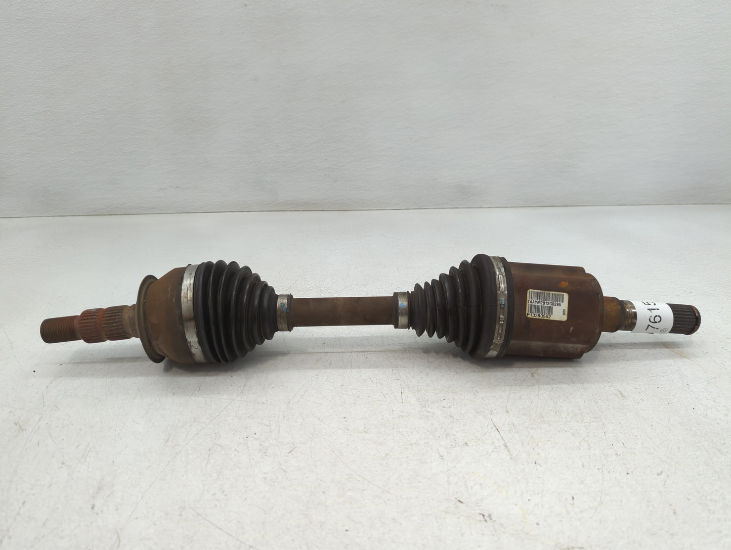 2012-2017 Buick Verano Axle Shaft Front Passenger Cv C/v - Oemusedautoparts1.com