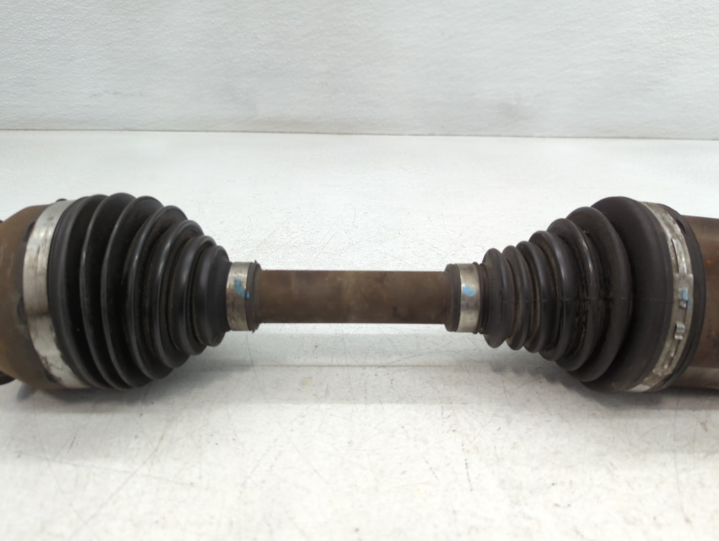 2012-2017 Buick Verano Axle Shaft Front Passenger Cv C/v - Oemusedautoparts1.com