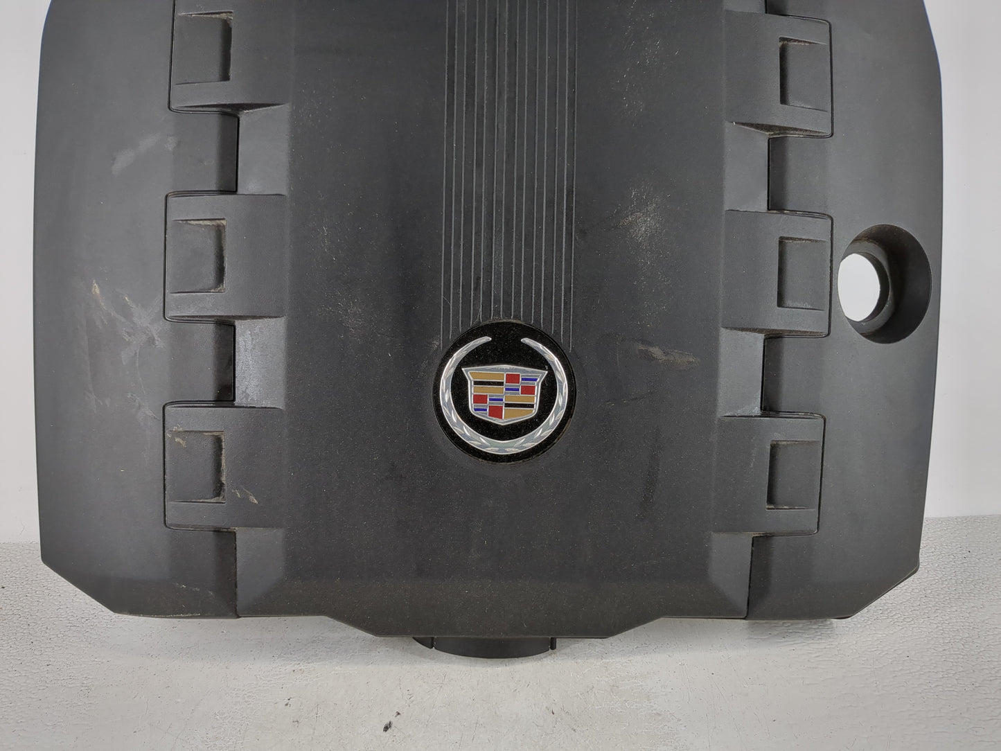 2012 Cadillac Cts Engine Cover - Oemusedautoparts1.com
