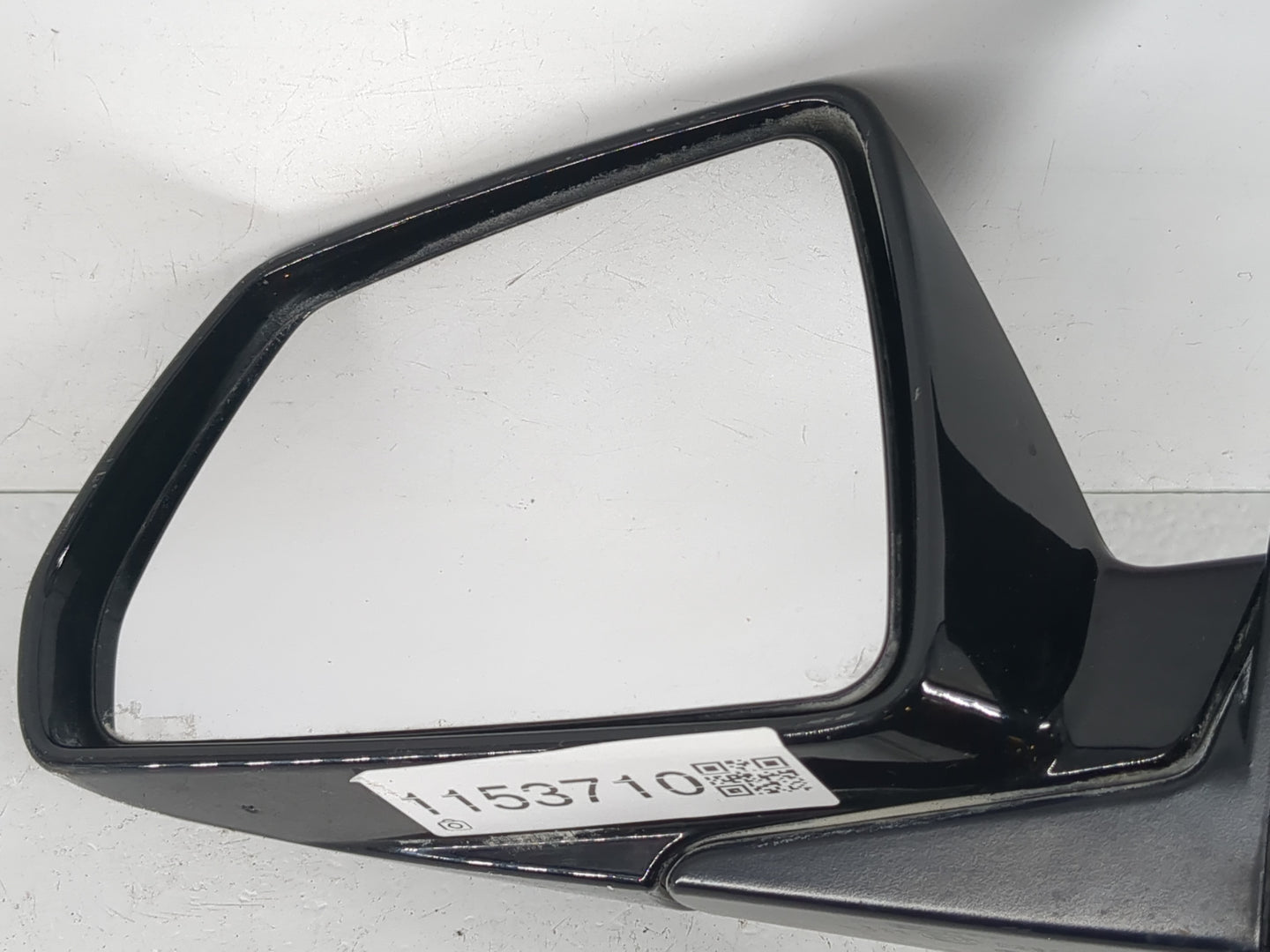 2008-2014 Cadillac Cts Driver Side View Mirror - Left Door Mirror OEM Used - Oemusedautoparts1.com