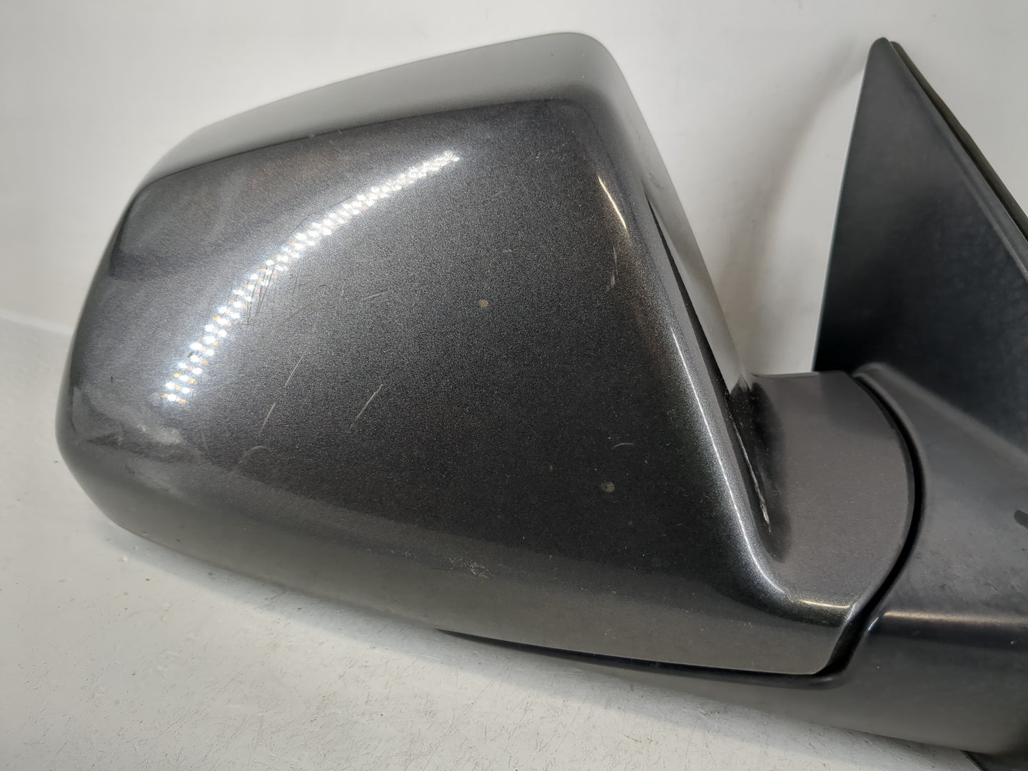 2008-2014 Cadillac Cts Passenger Side View Mirror - Right Door Mirror OEM Used - Oemusedautoparts1.com