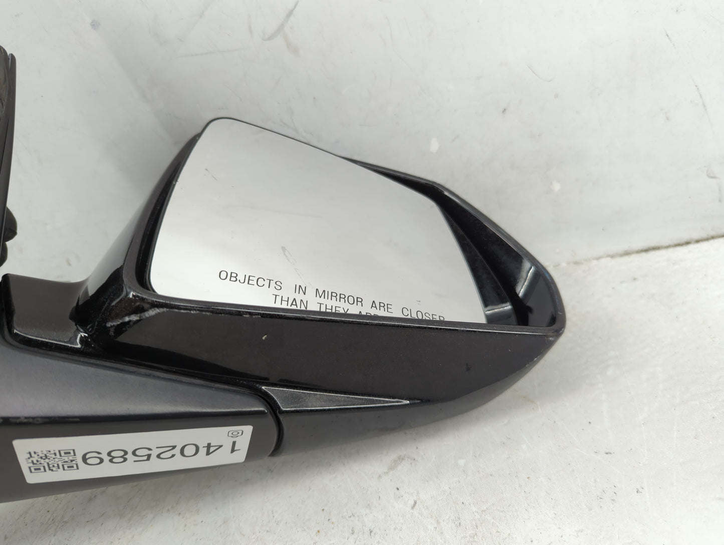 2008-2014 Cadillac Cts Passenger Side View Mirror - Right Door Mirror OEM Used - Oemusedautoparts1.com