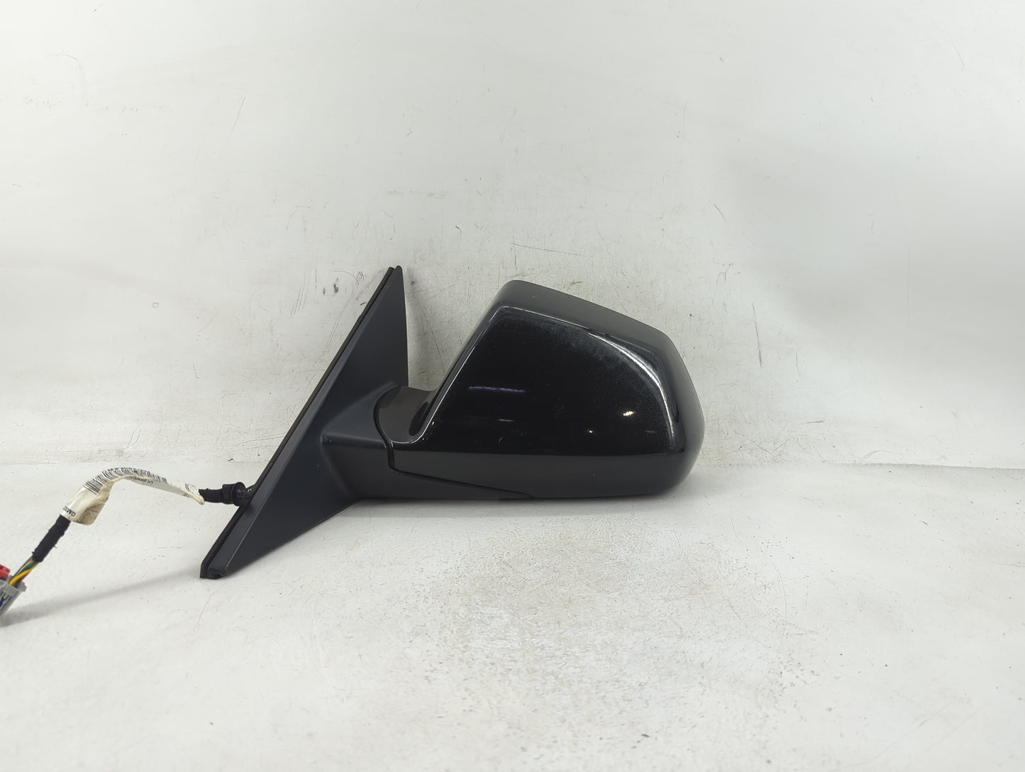 2008-2014 Cadillac Cts Driver Side View Mirror - Left Door Mirror OEM Used - Oemusedautoparts1.com