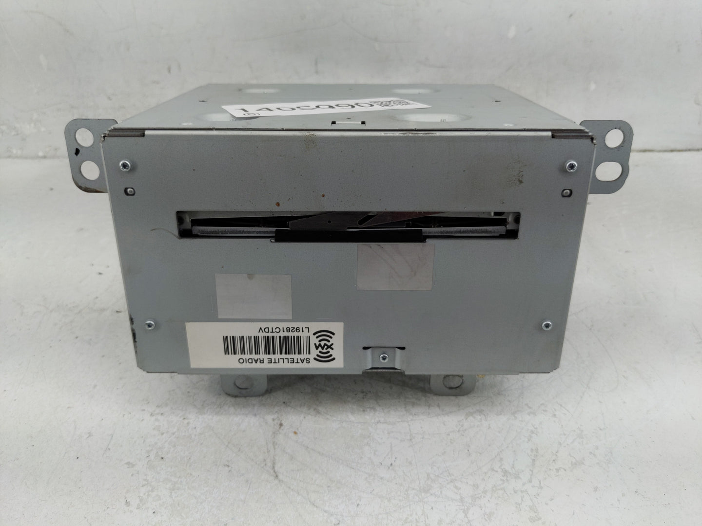2012-2013 Cadillac Cts Radio AM FM Cd Player Receiver Replacement P/N:22810972 Fits Fits 2012 2013 OEM Used Auto Parts - Oem