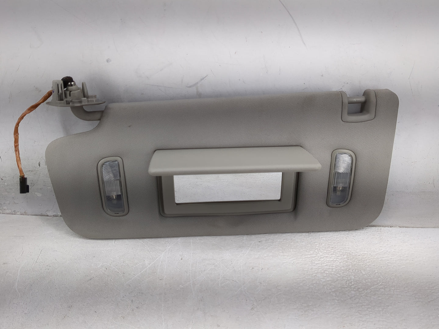 2010-2013 Cadillac Cts Sun Visor Shade Replacement Driver Left Mirror Fits Fits 2010 2011 2012 2013 OEM Used Auto Parts - Oe