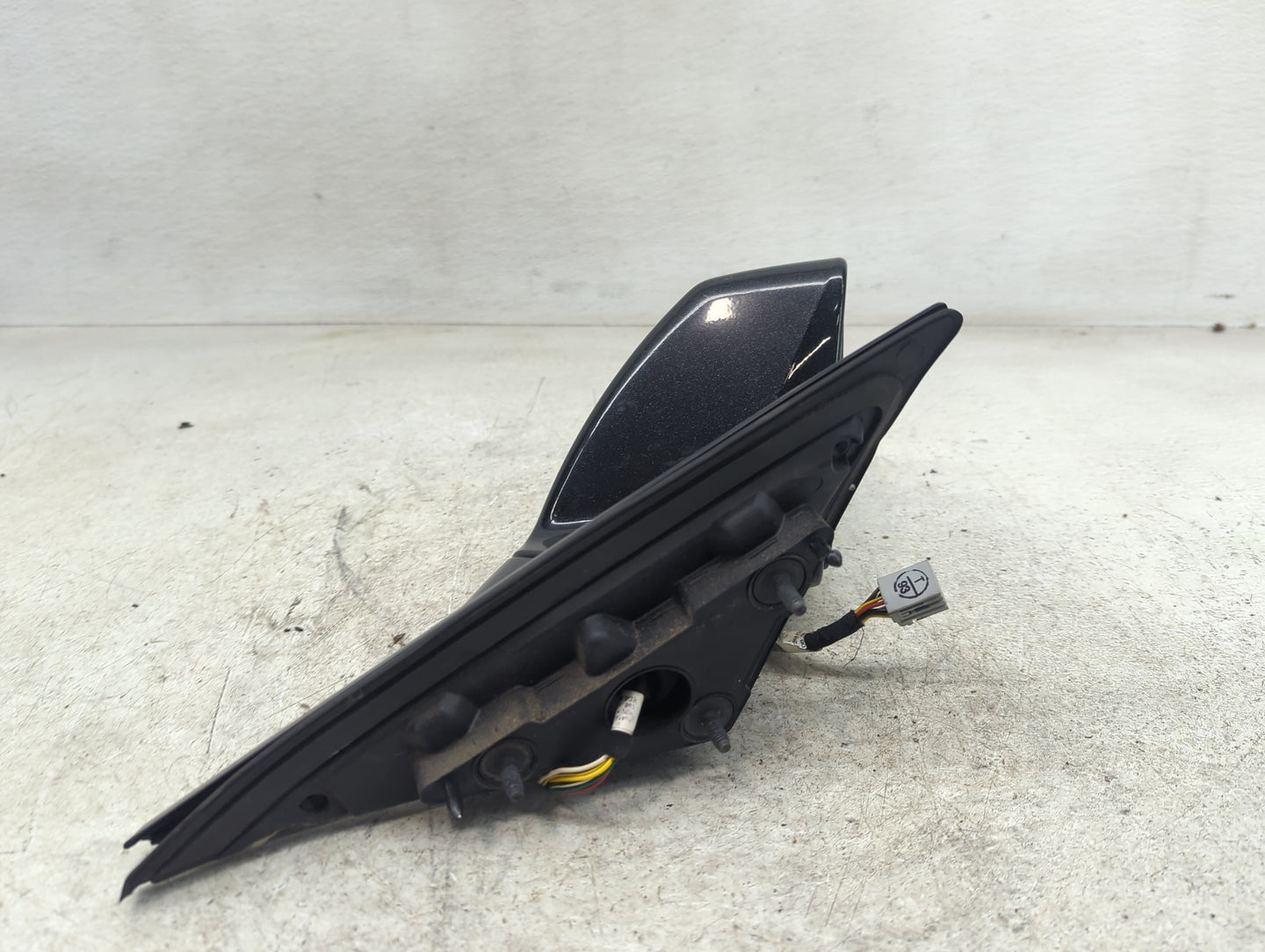 2011-2014 Cadillac Cts Passenger Side View Mirror - Right Door Mirror OEM Used - Oemusedautoparts1.com