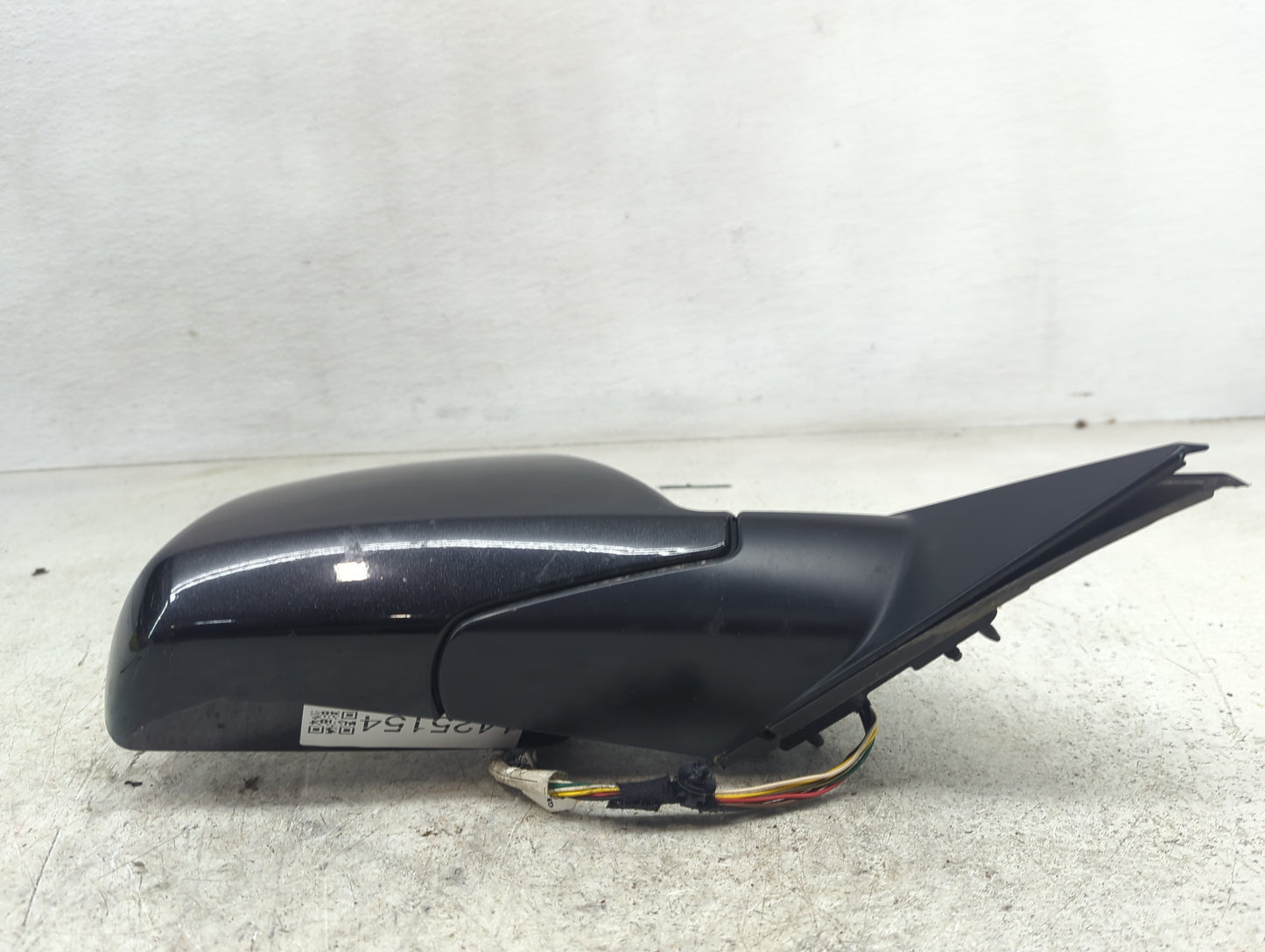 2011-2014 Cadillac Cts Passenger Side View Mirror - Right Door Mirror OEM Used - Oemusedautoparts1.com