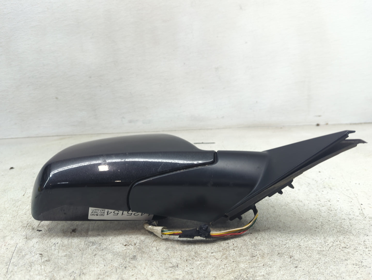 2011-2014 Cadillac Cts Passenger Side View Mirror - Right Door Mirror OEM Used - Oemusedautoparts1.com