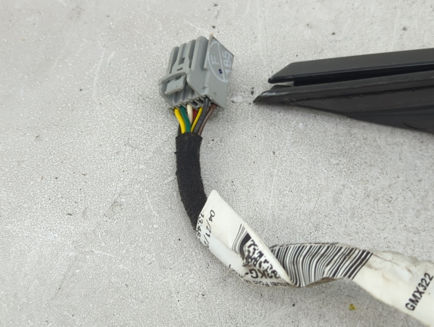 2008-2014 Cadillac Cts Passenger Side View Mirror - Right Door Mirror OEM Used - Oemusedautoparts1.com
