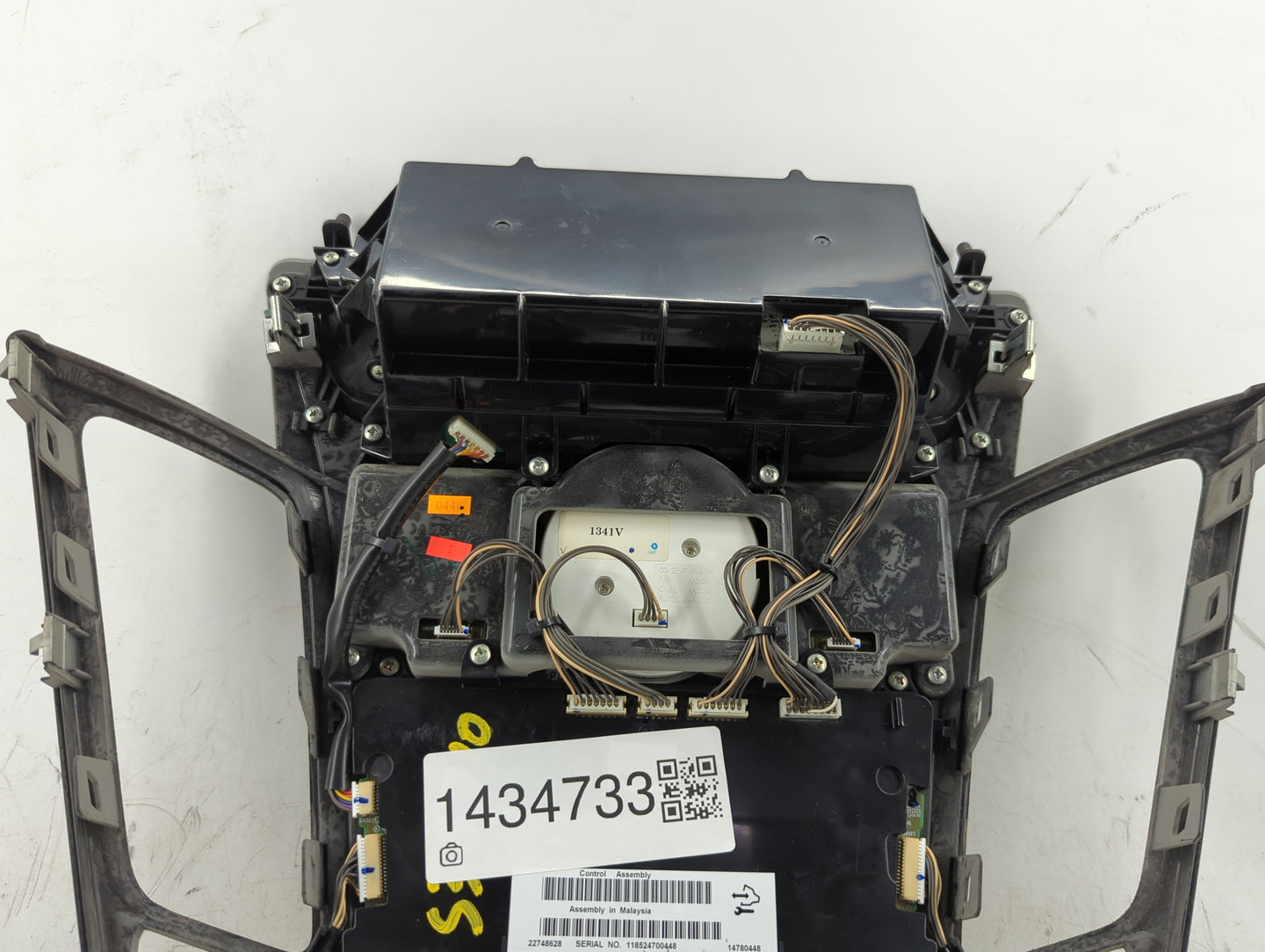 2008-2013 Cadillac Cts Radio AM FM Cd Player Receiver Replacement P/N:22748628 14780448 Fits Fits 2008 2009 2010 2011 2012 2
