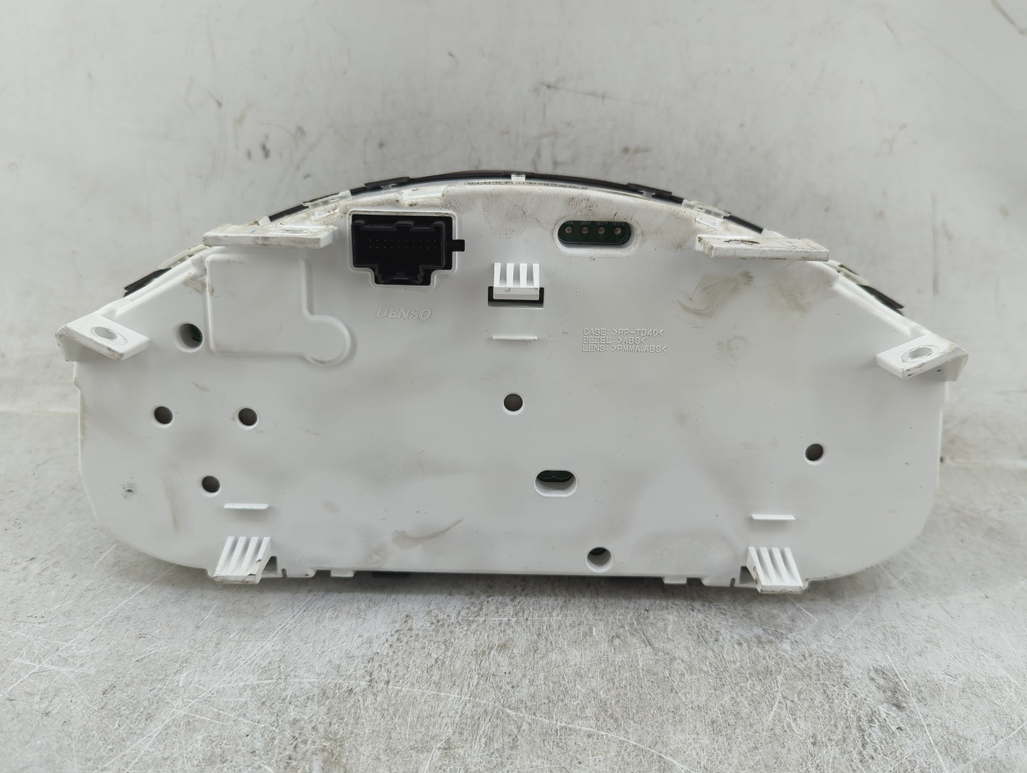 2012-2014 Cadillac Cts Instrument Cluster Speedometer Gauges P/N:TN157550-4071 22822937 Fits Fits 2012 2013 2014 OEM Used Au