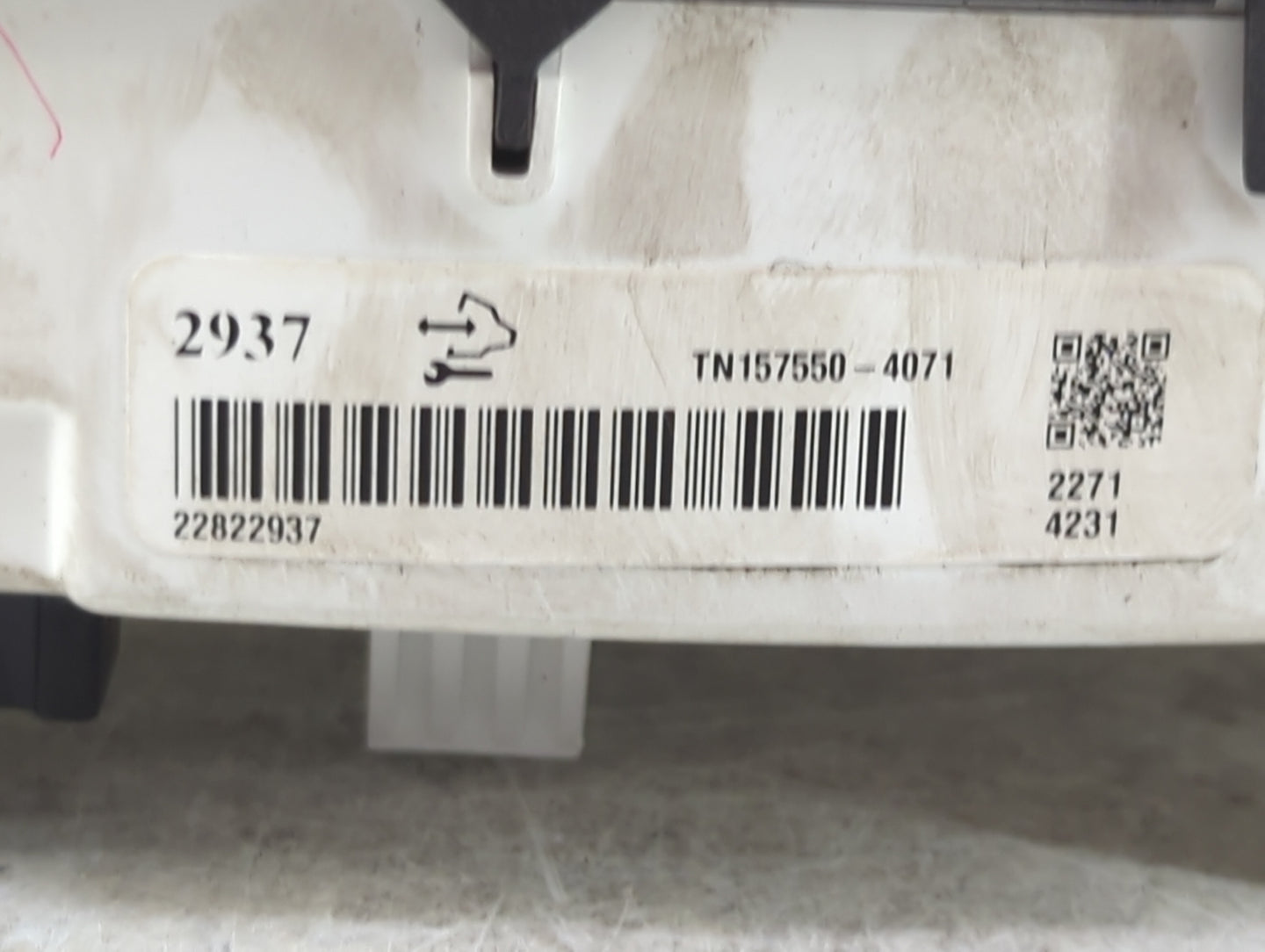 2012-2014 Cadillac Cts Instrument Cluster Speedometer Gauges P/N:TN157550-4071 22822937 Fits Fits 2012 2013 2014 OEM Used Au