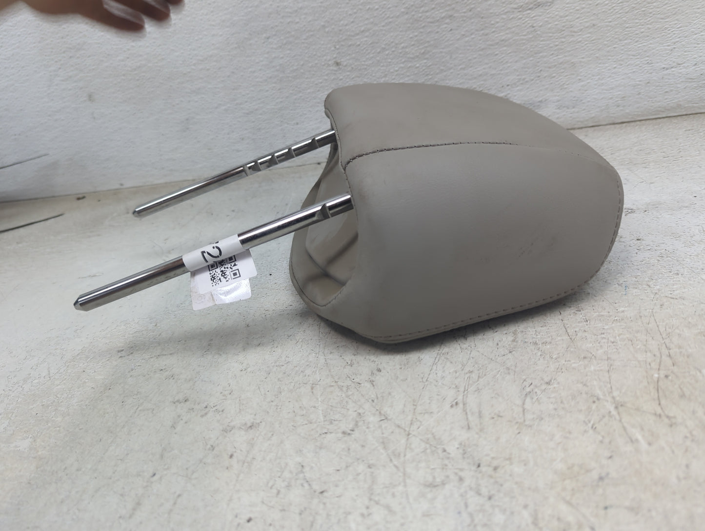 2012 Cadillac Cts Headrest Head Rest Front Driver Passenger Seat Fits OEM Used Auto Parts - Oemusedautoparts1.com