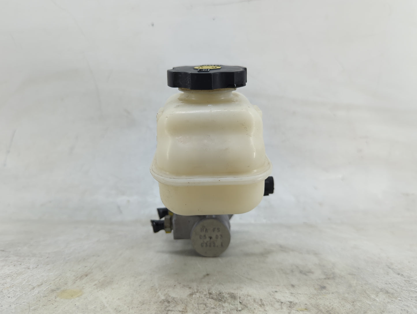 2012-2015 Cadillac Cts Brake Master Cylinder 1490404 - Oemusedautoparts1.com