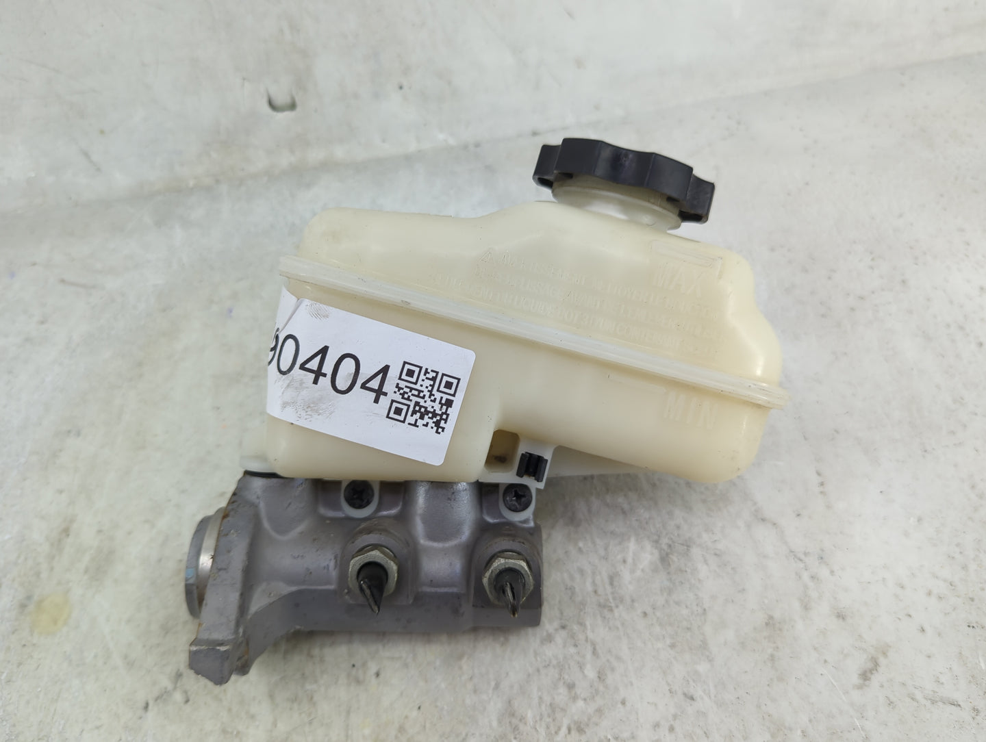 2012-2015 Cadillac Cts Brake Master Cylinder 1490404 - Oemusedautoparts1.com