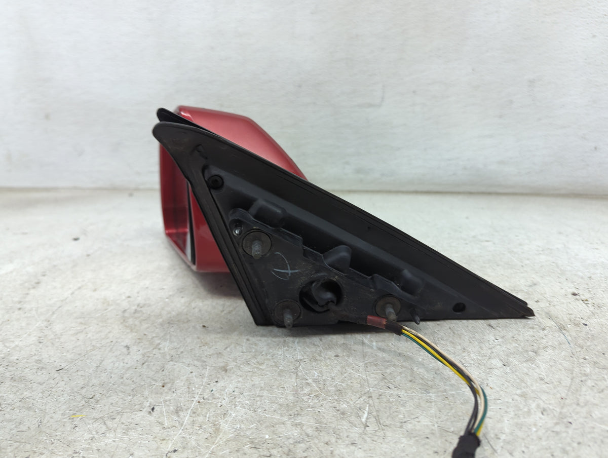 2008-2014 Cadillac Cts Driver Side View Mirror - Left Door Mirror OEM Used - Oemusedautoparts1.com