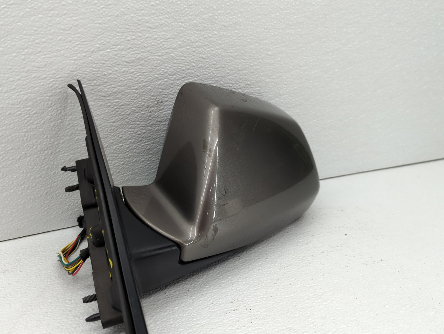 2008-2014 Cadillac Cts Driver Side View Mirror - Left Door Mirror OEM Used - Oemusedautoparts1.com