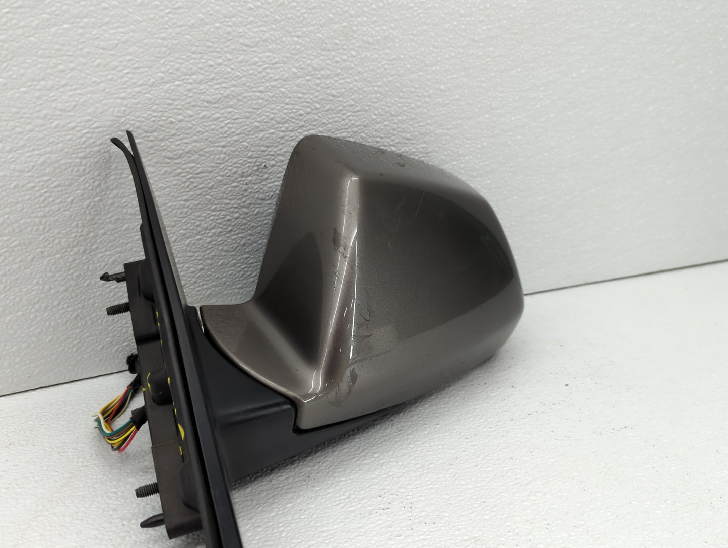2008-2014 Cadillac Cts Driver Side View Mirror - Left Door Mirror OEM Used - Oemusedautoparts1.com