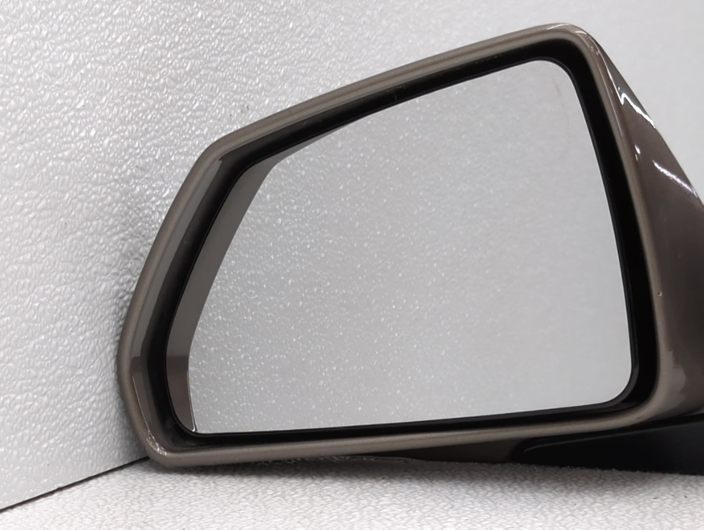 2008-2014 Cadillac Cts Driver Side View Mirror - Left Door Mirror OEM Used - Oemusedautoparts1.com