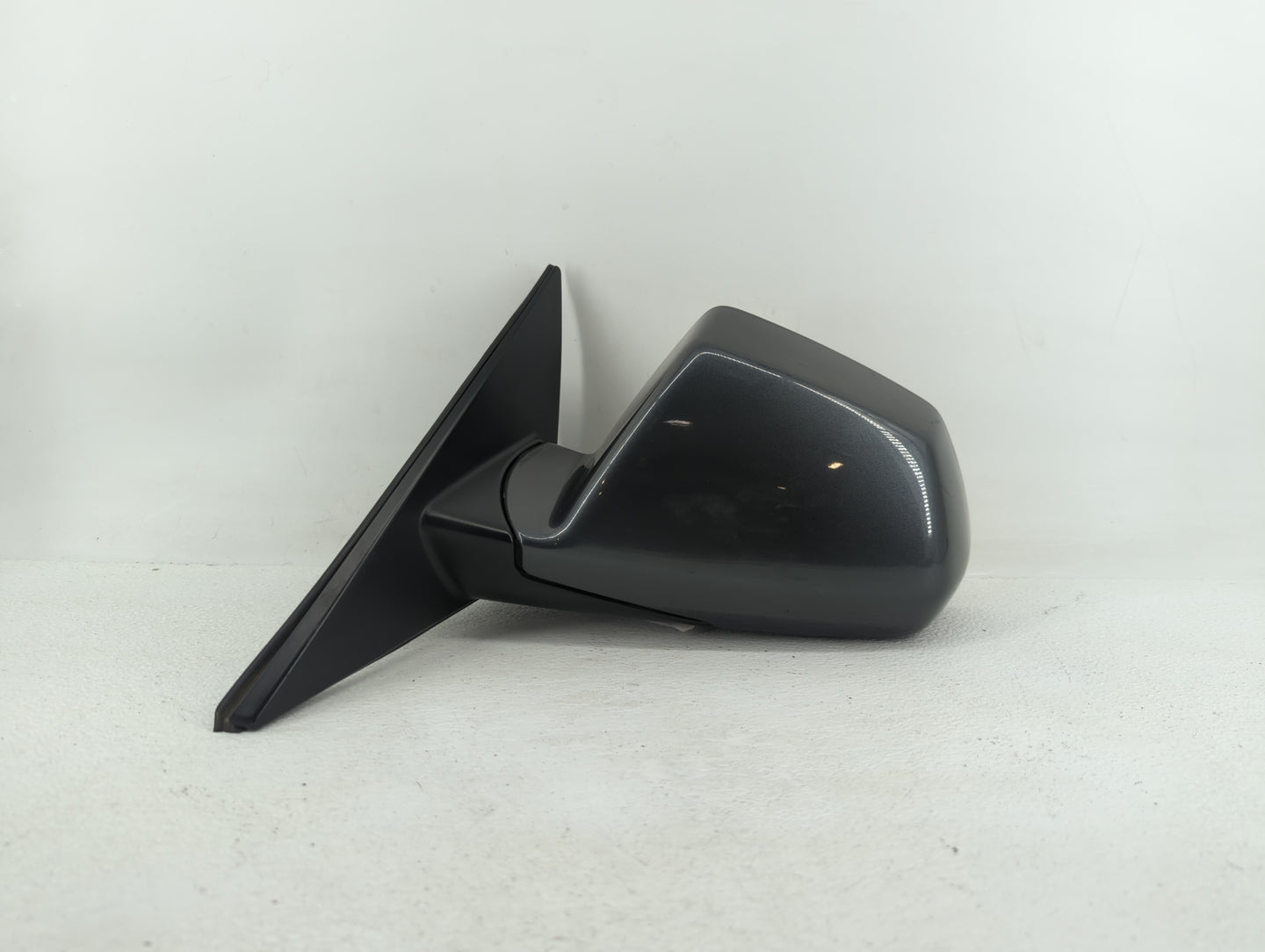 2008-2014 Cadillac Cts Driver Side View Mirror - Left Door Mirror OEM Used - Oemusedautoparts1.com