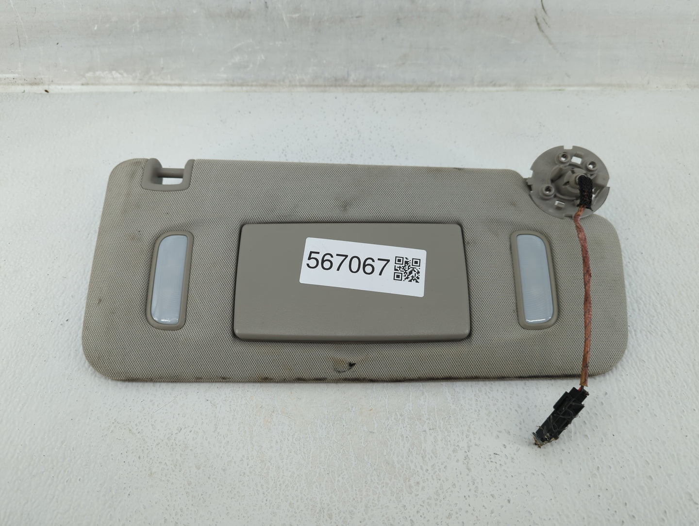 2010-2013 Cadillac Cts Sun Visor Shade Replacement Passenger Right Mirror Fits Fits 2010 2011 2012 2013 OEM Used Auto Parts 