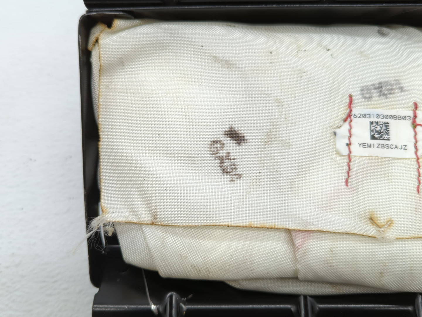 2012-2012 Cadillac Cts Air Bag Passenger Right Dashboard Oem - Oemusedautoparts1.com