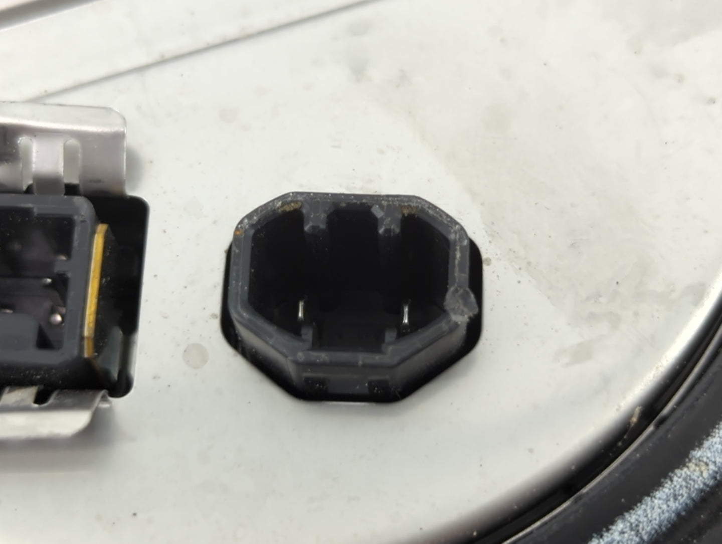 2010-2015 Cadillac Cts Headlight Ballast Head Light - Oemusedautoparts1.com