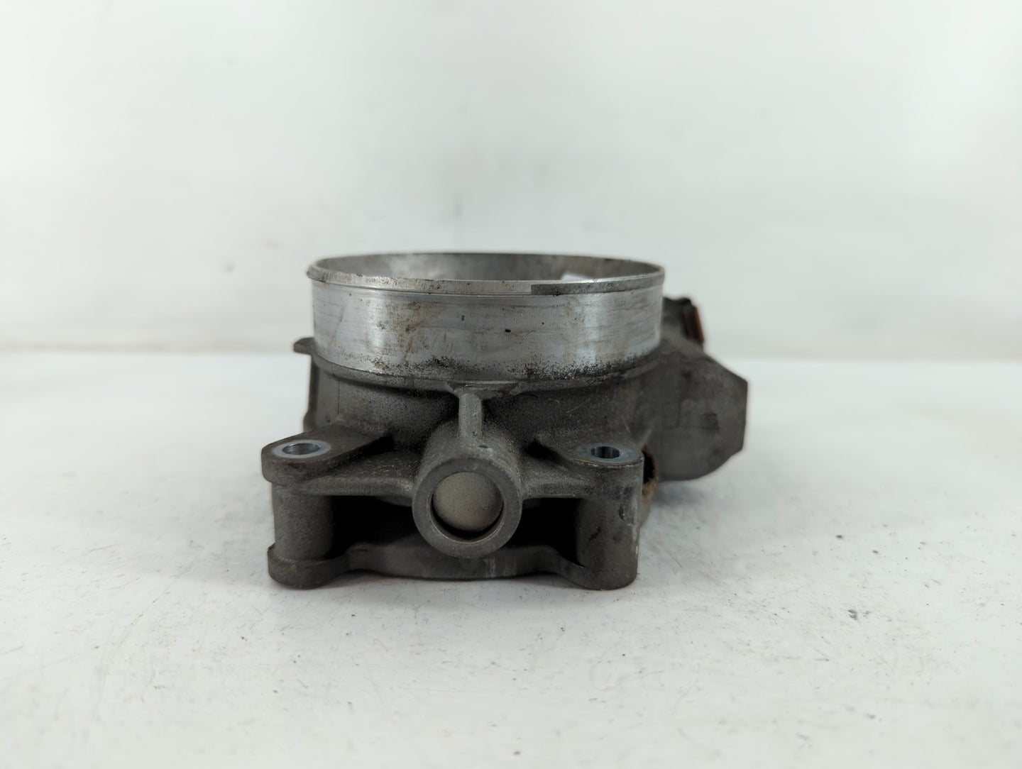 2009-2015 Cadillac Cts Throttle Body P/N:RME87-3C Fits Fits 2009 2010 2011 2012 2013 2014 2015 OEM Used Auto Parts - Oemused