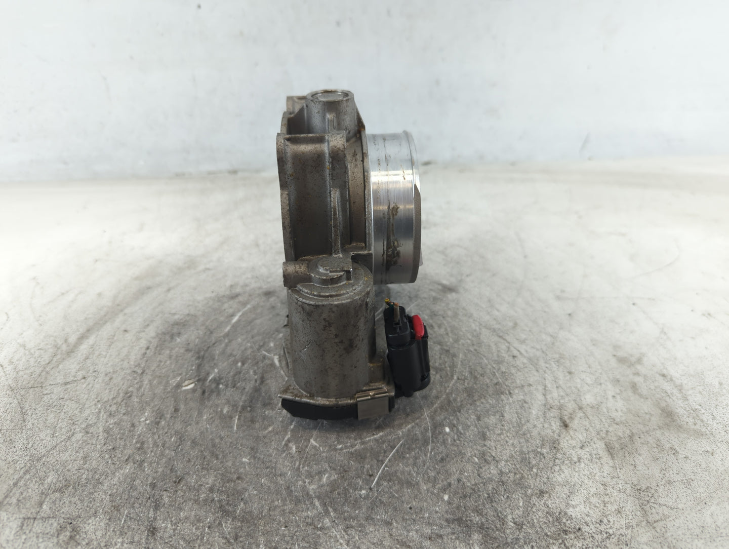 2012-2015 Cadillac Cts Throttle Body P/N:12632172BA Fits Fits 2012 2013 2014 2015 2016 2017 2018 2019 2020 2021 2022 OEM Use