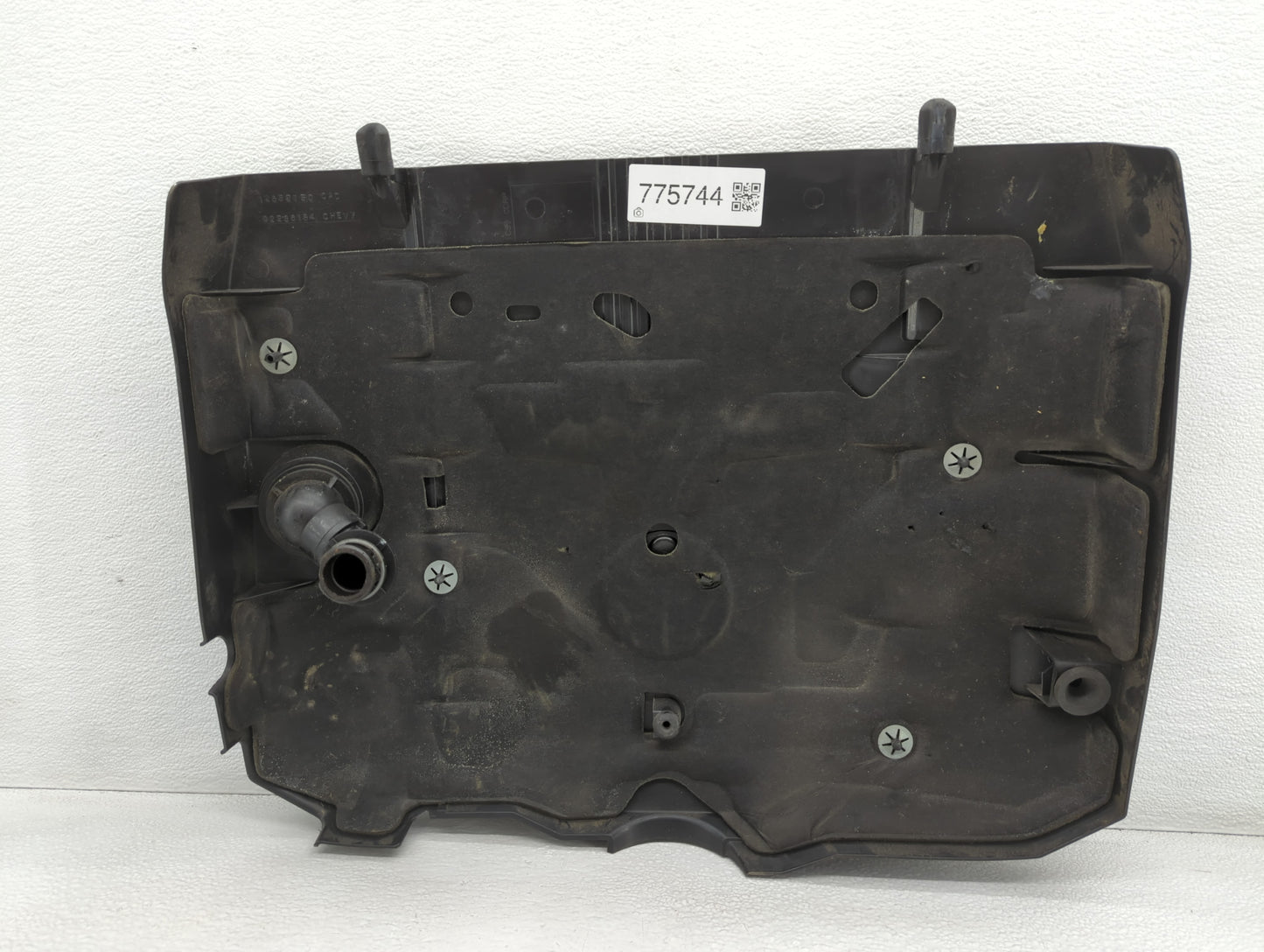 2012 Cadillac Cts Engine Cover - Oemusedautoparts1.com