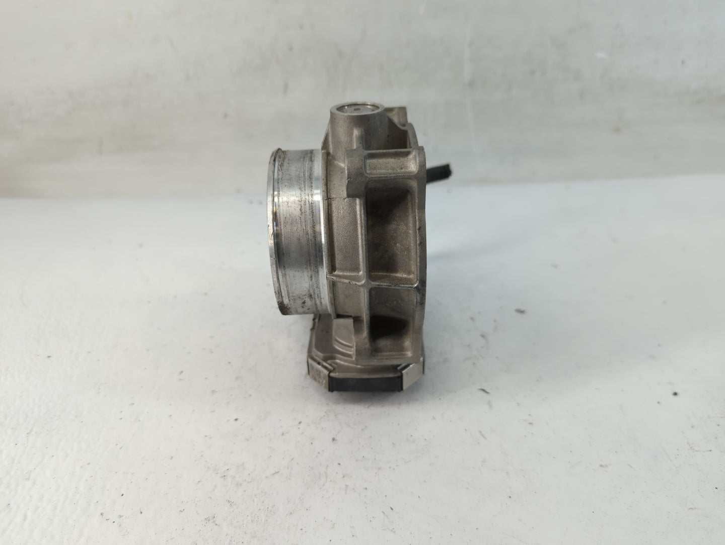 2012-2015 Cadillac Cts Throttle Body P/N:12632172BA Fits Fits 2012 2013 2014 2015 2016 2017 2018 2019 2020 2021 2022 OEM Use