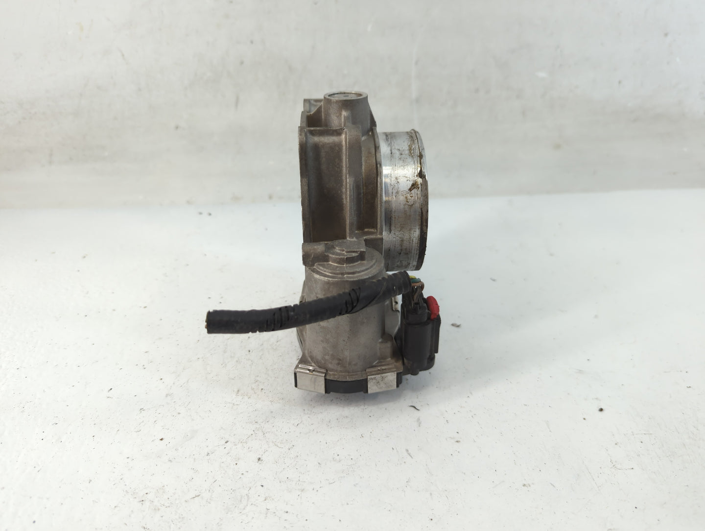 2012-2015 Cadillac Cts Throttle Body P/N:12632172BA Fits Fits 2012 2013 2014 2015 2016 2017 2018 2019 2020 2021 2022 OEM Use