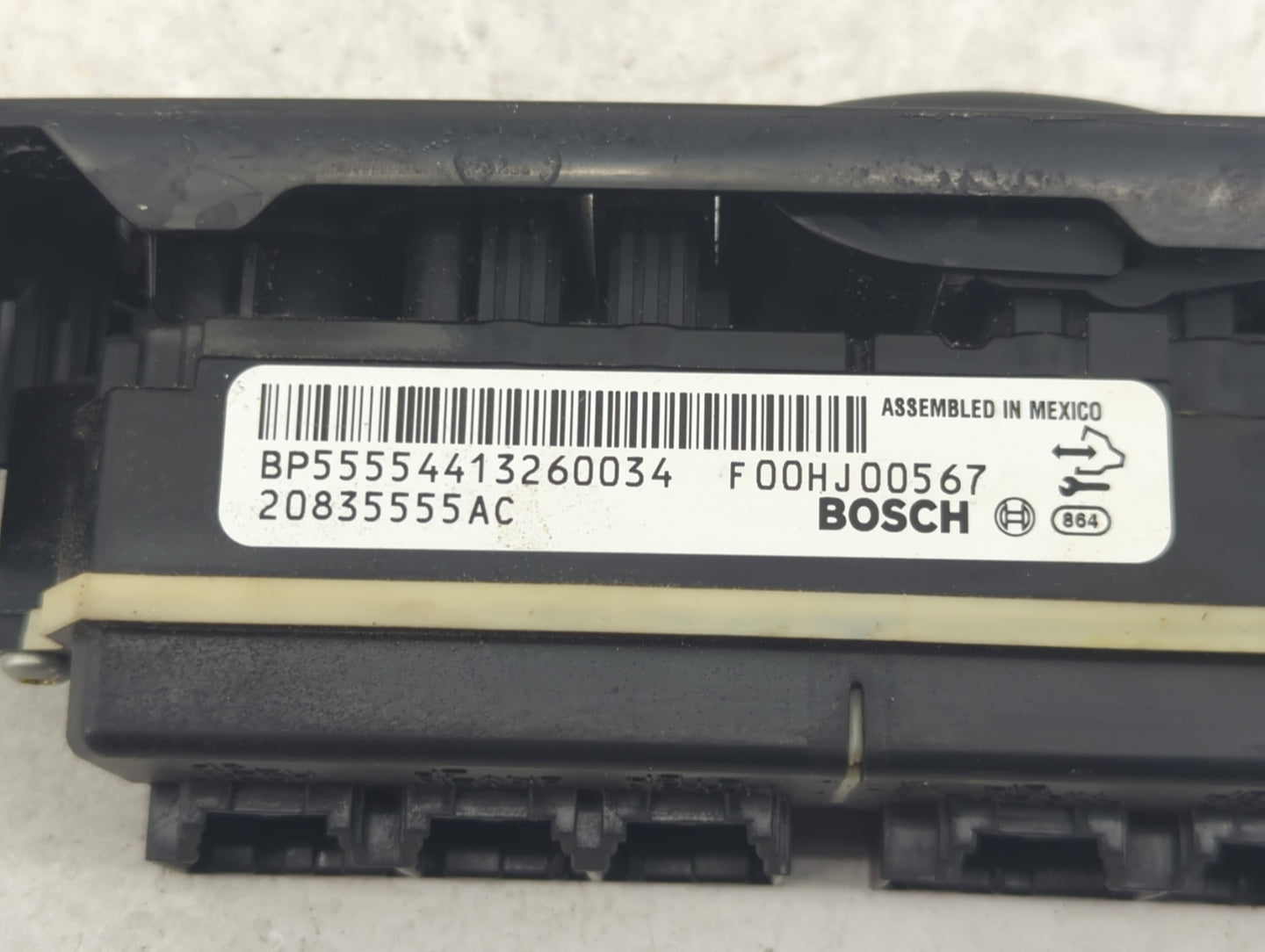 2009-2014 Cadillac Escalade Master Power Window Switch Replacement Driver Side Left P/N:20835555AC Fits OEM Used Auto Parts 