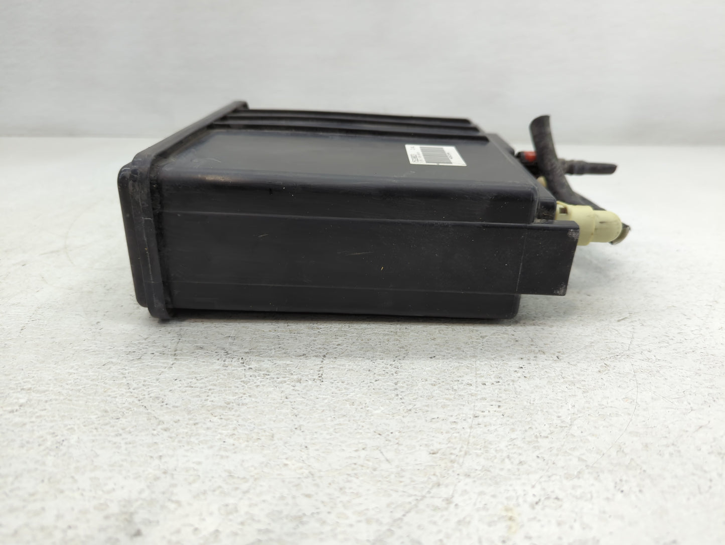 2012 Cadillac Escalade Fuel Vapor Charcoal Canister - Oemusedautoparts1.com