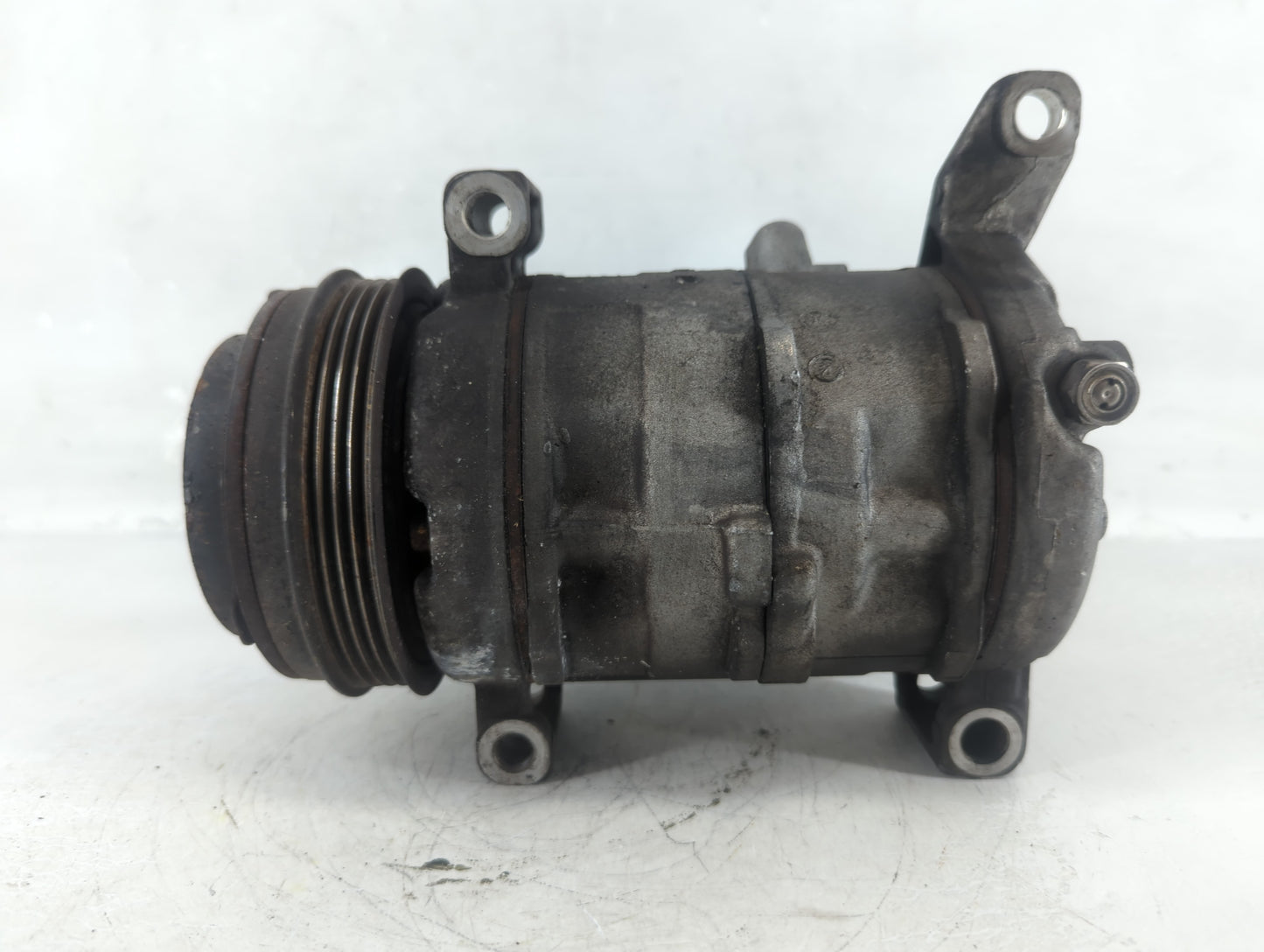 2010-2014 Cadillac Escalade Air Conditioning A/c Ac Compressor Oem - Oemusedautoparts1.com