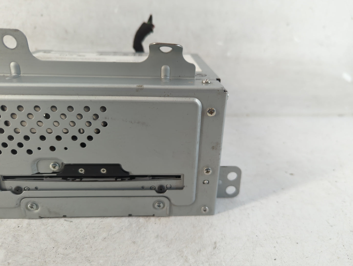 2011-2012 Cadillac Srx Radio AM FM Cd Player Receiver Replacement P/N:22854093 Fits Fits 2010 2011 2012 OEM Used Auto Parts 