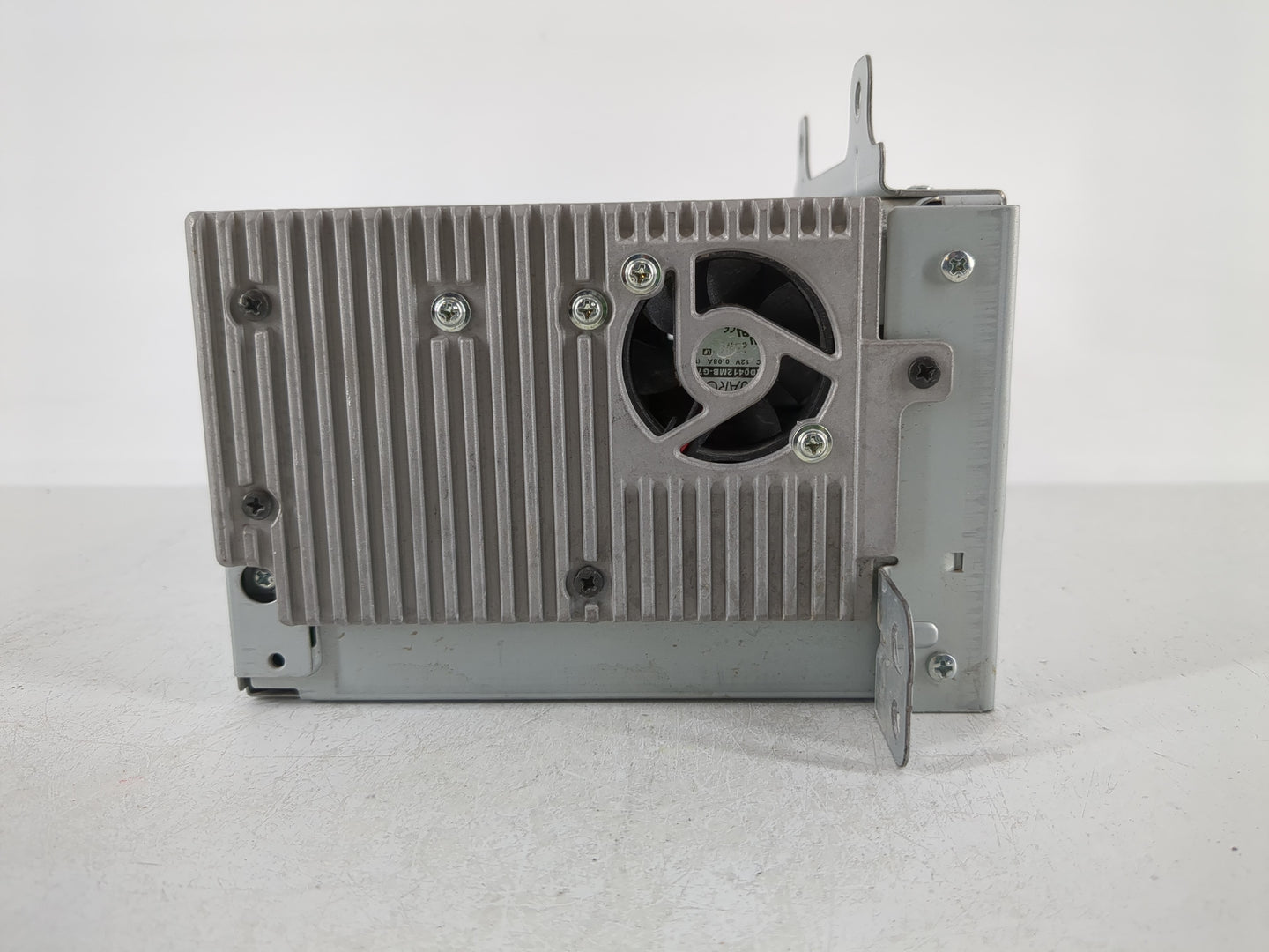 2011-2012 Cadillac Srx Radio AM FM Cd Player Receiver Replacement P/N:22870782 Fits Fits 2010 2011 2012 OEM Used Auto Parts 